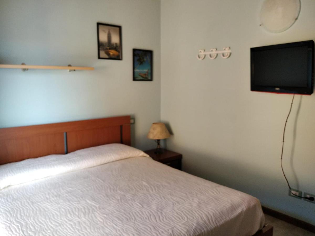 Apartament Il Giardino Di Laura Toscolano Maderno Zewnętrze zdjęcie