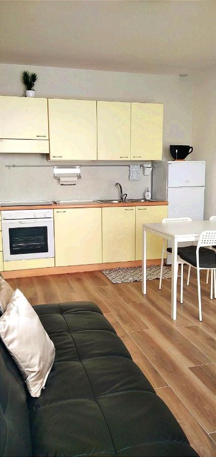 Apartament Il Giardino Di Laura Toscolano Maderno Zewnętrze zdjęcie