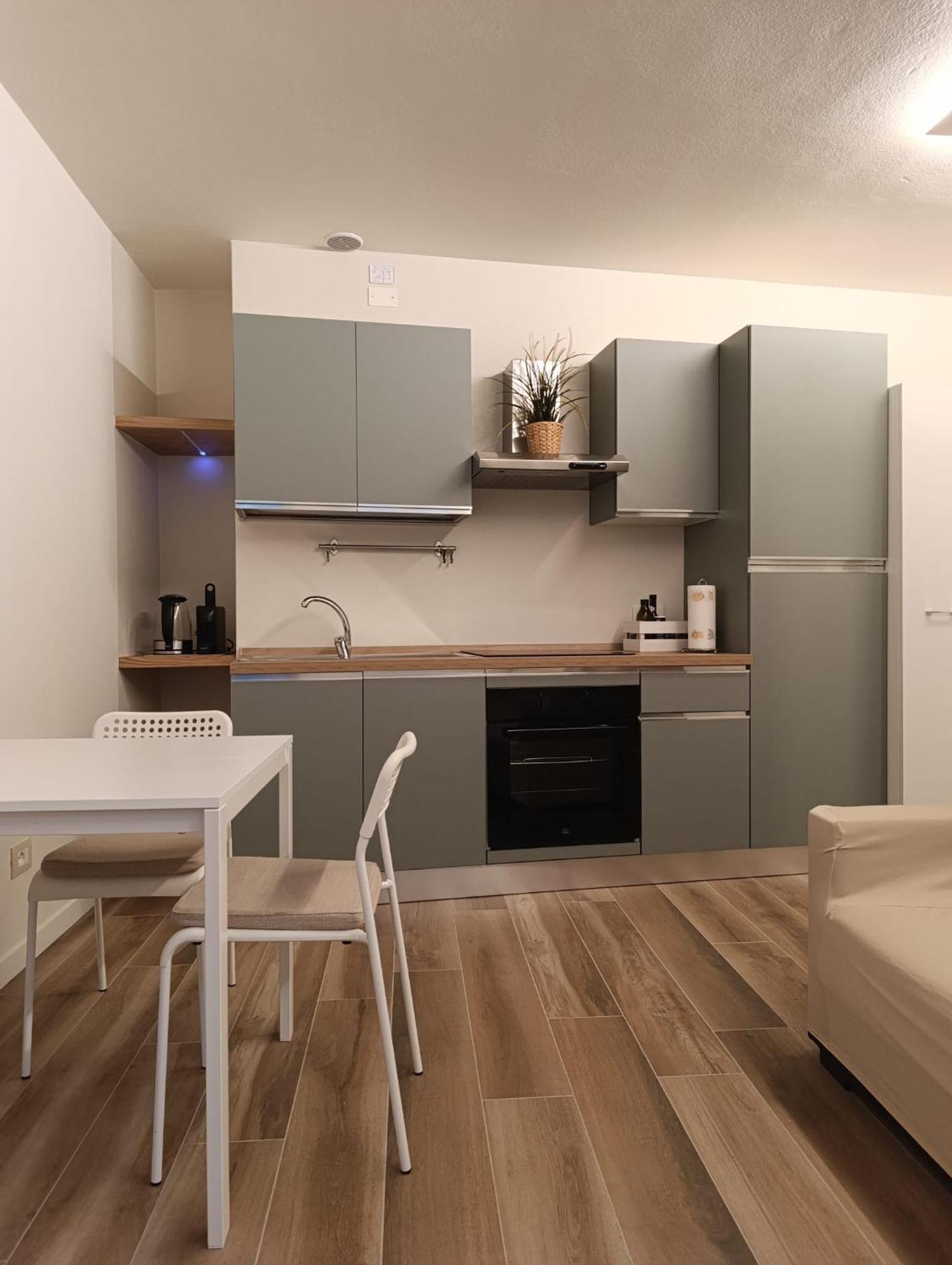 Apartament Il Giardino Di Laura Toscolano Maderno Zewnętrze zdjęcie